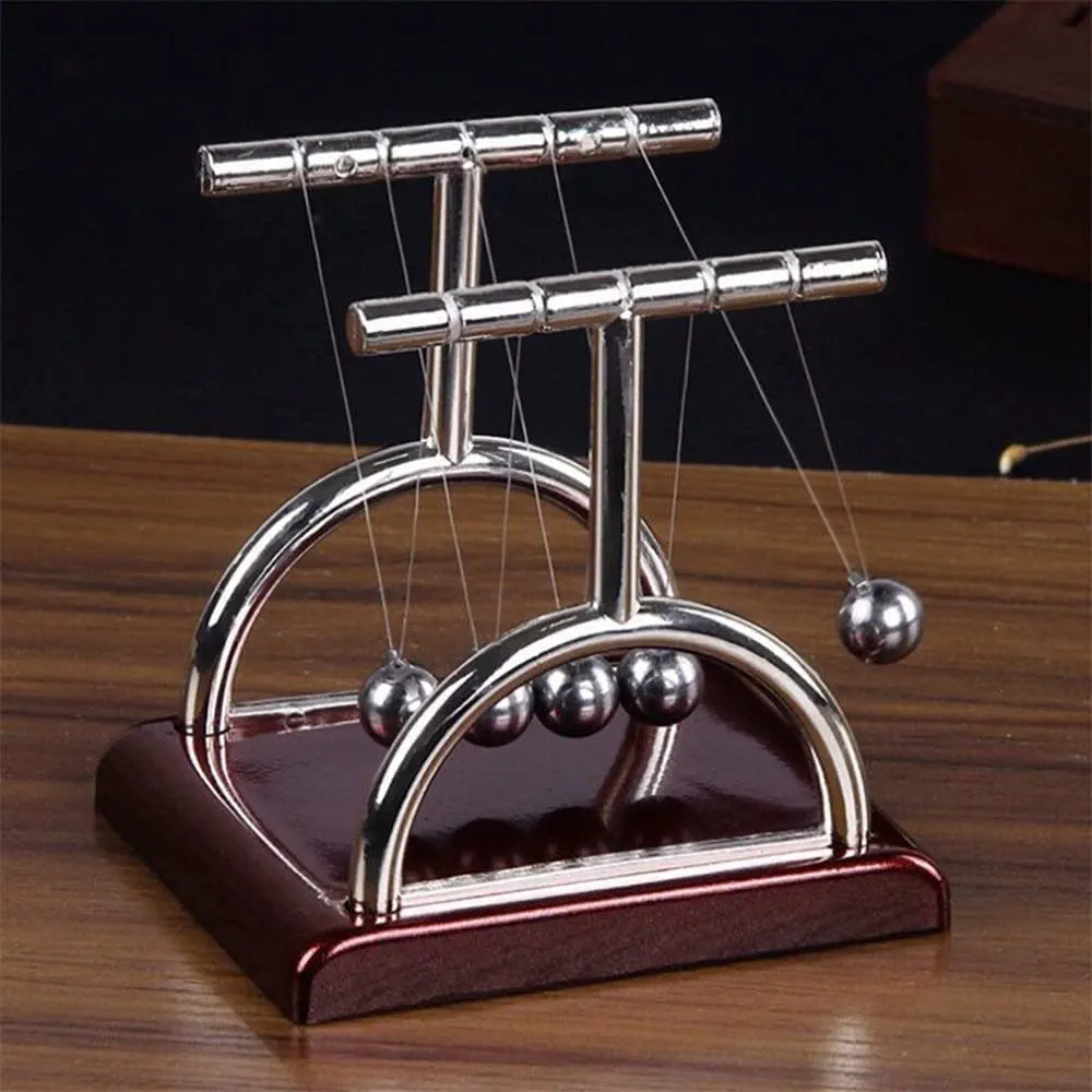 Newton Cradle pendulum desk decor