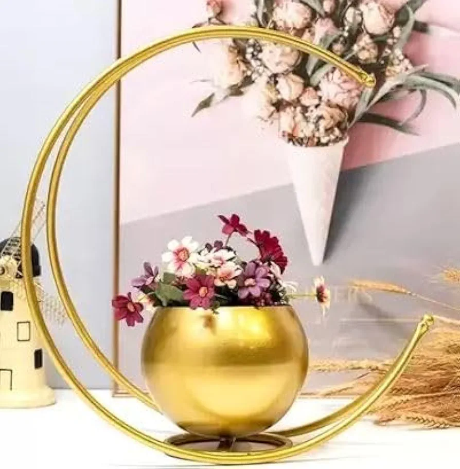 Golden moon flower vase