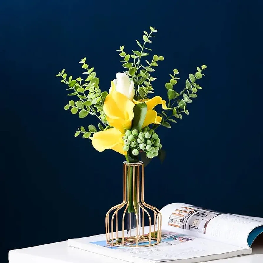 Golden grid tes tube flower vase