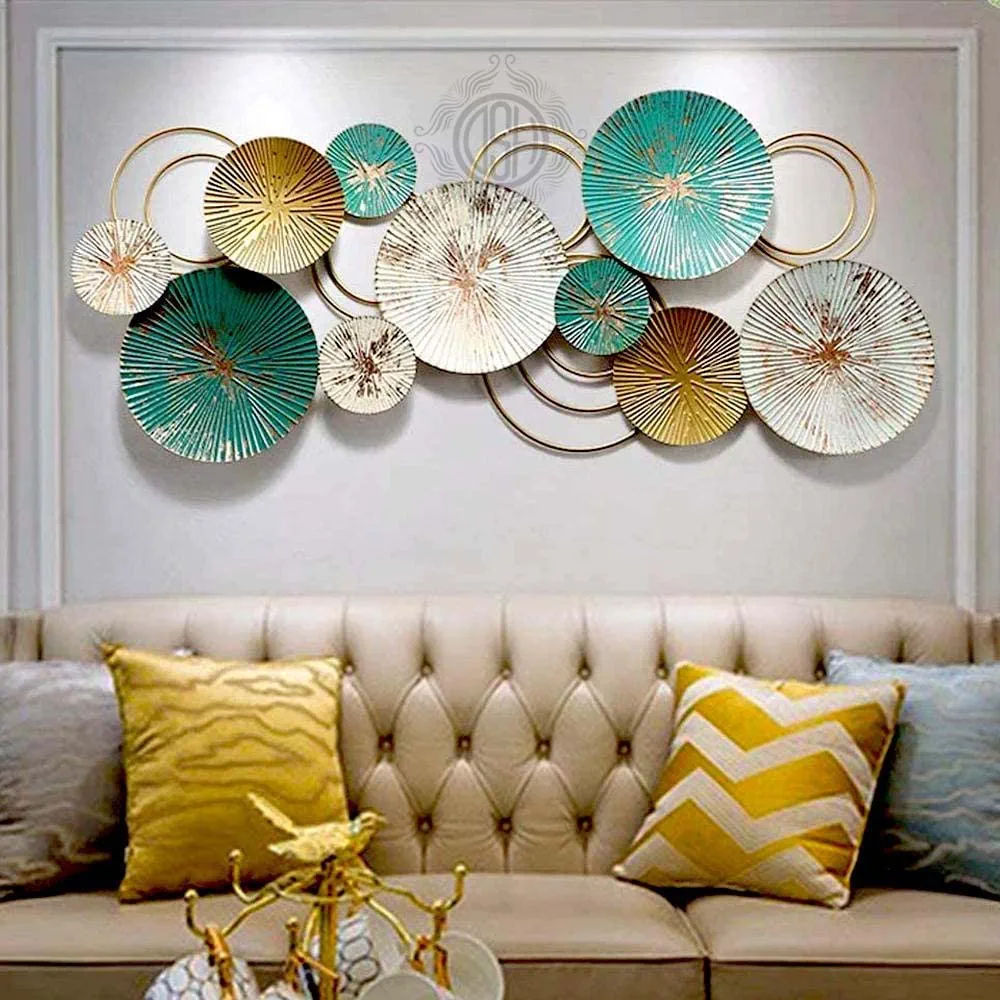 Round plate metal wall art